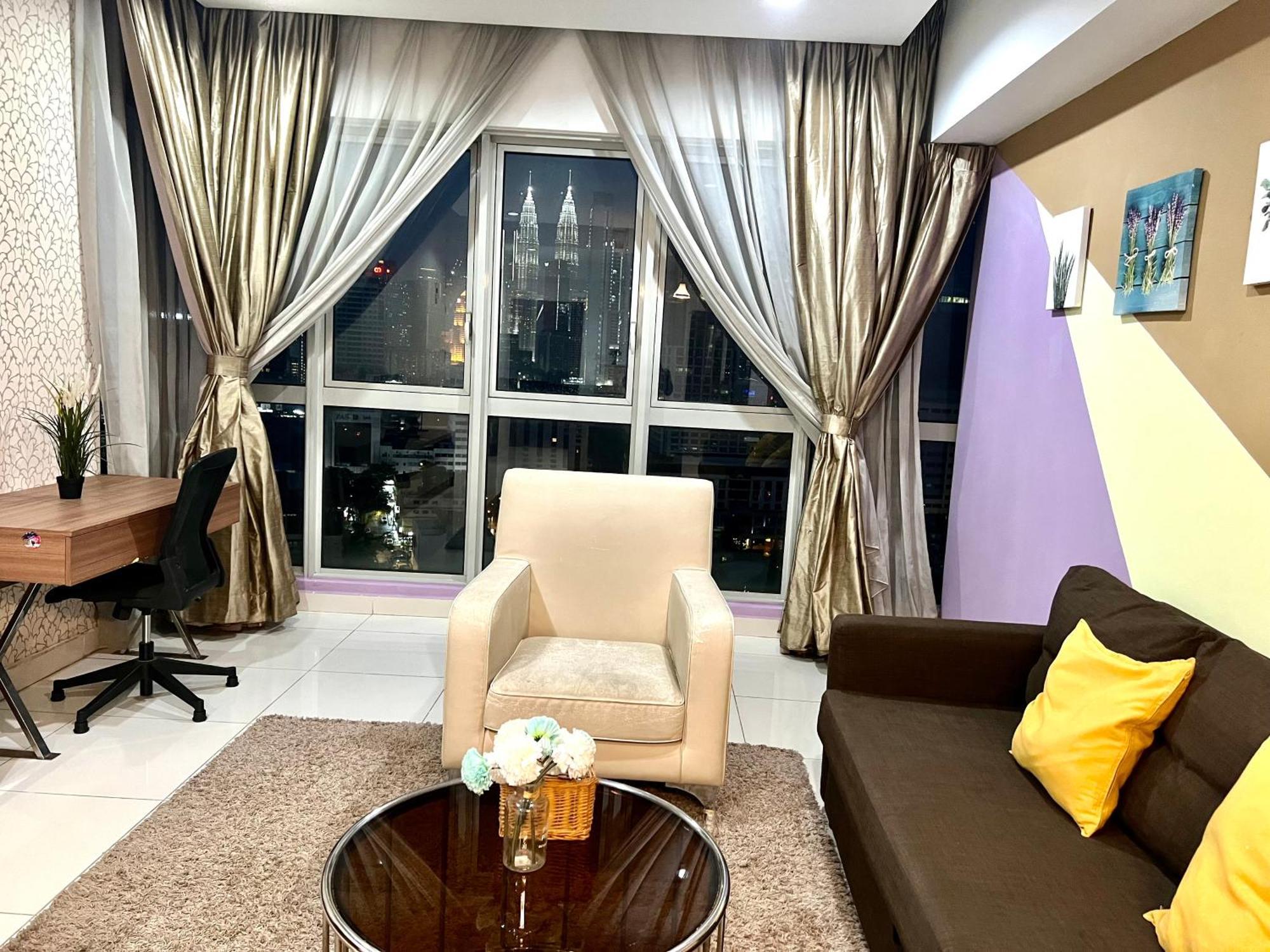 Regalia Suites 424 Kuala Lumpur Buitenkant foto