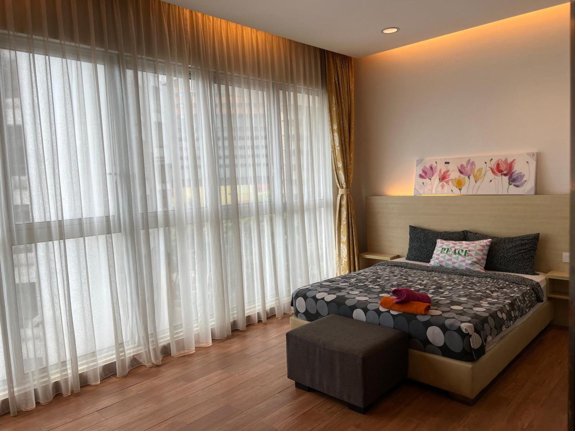 Regalia Suites 424 Kuala Lumpur Buitenkant foto